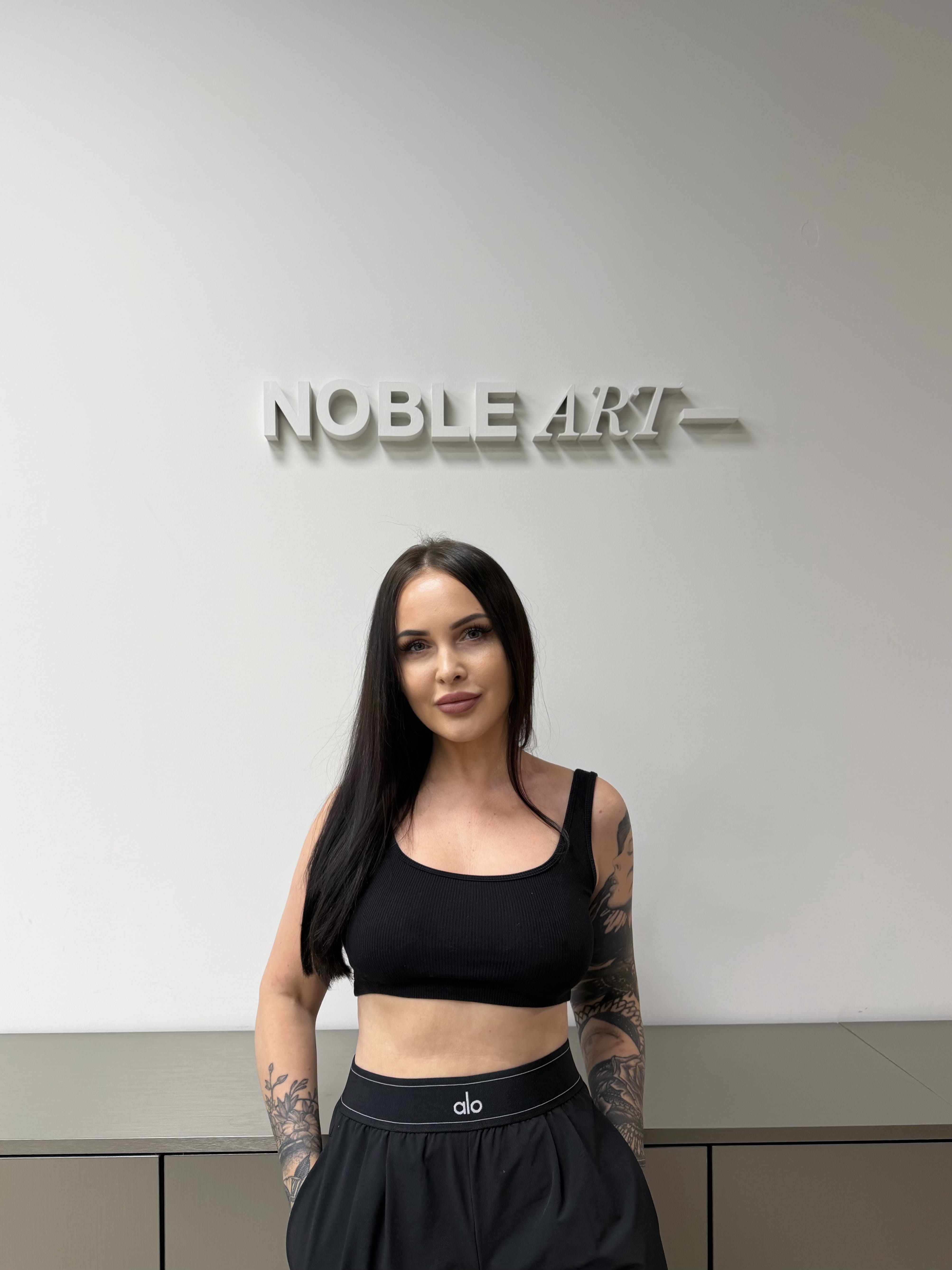 LINA VALENTINA