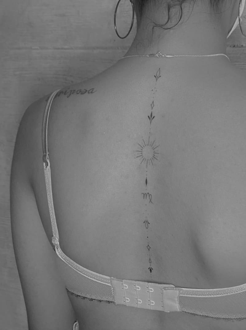 Tattoo tagged with small claudiaosorio line art arrow tiny native  american ifttt little upper back medium size weapon fine line   inkedappcom